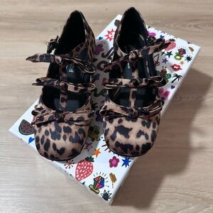 Jeffrey Campbell Tiyera flats in Cheetah Satin